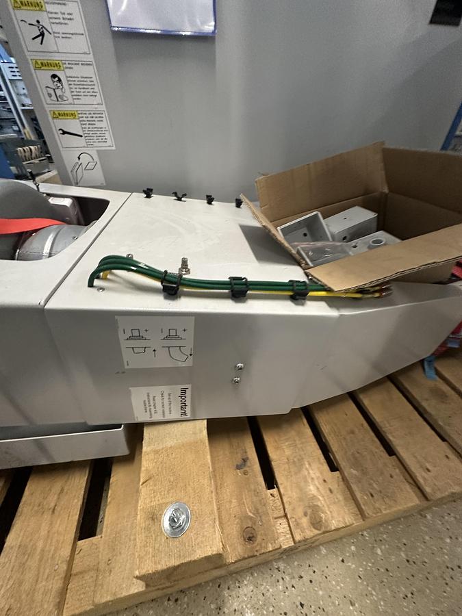 Used 2016 Garment Folder Jensen Butterfly Fox