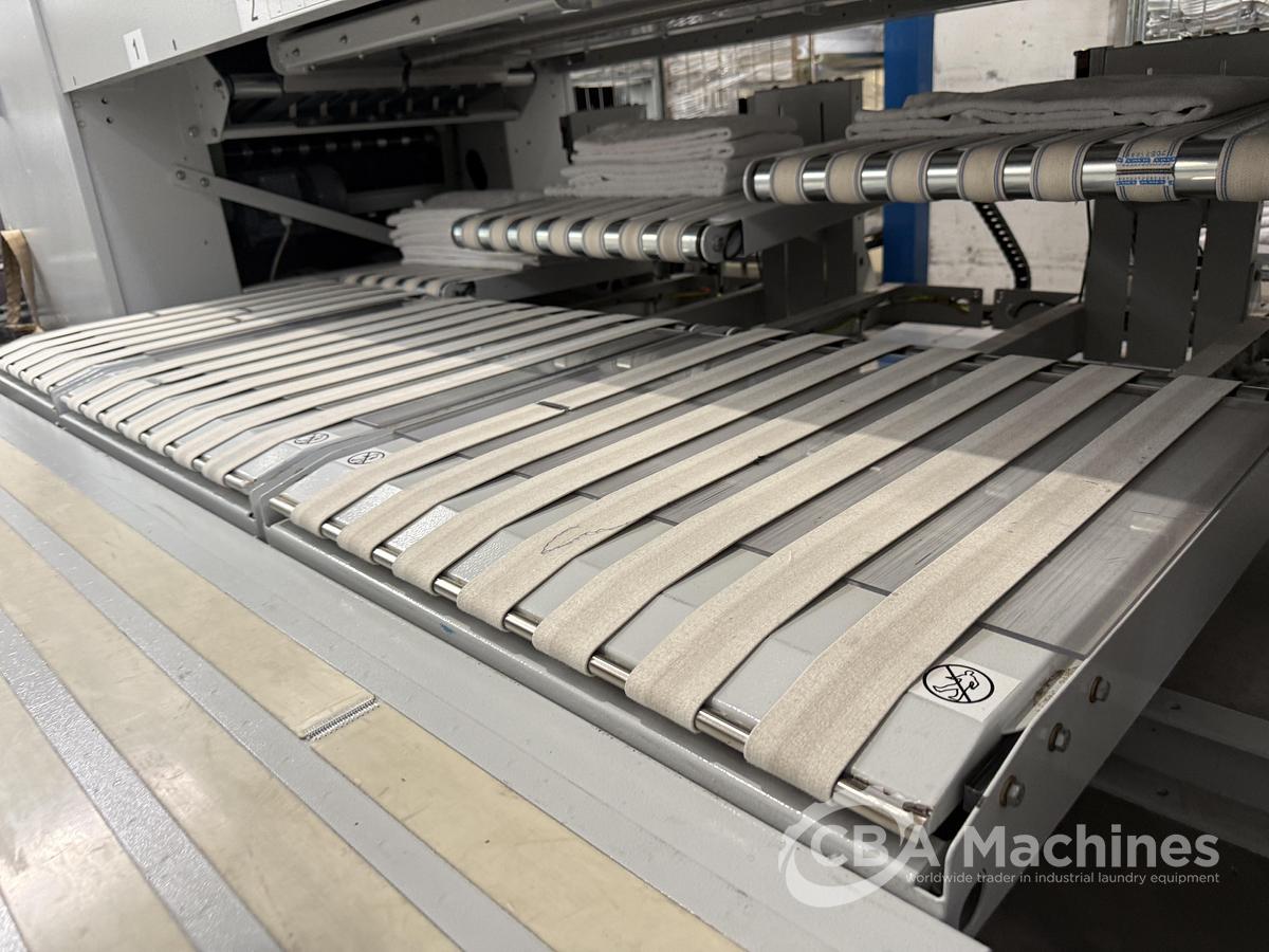 Used 2018 Towel Folder Jensen Alpha T5 (1074)
