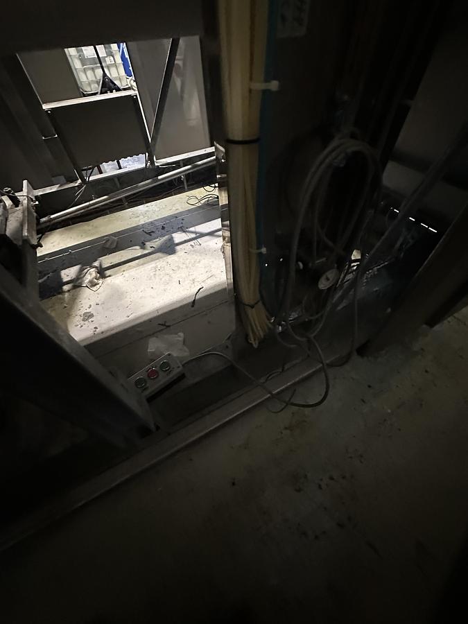 Used 2003 Senking 18x50kg