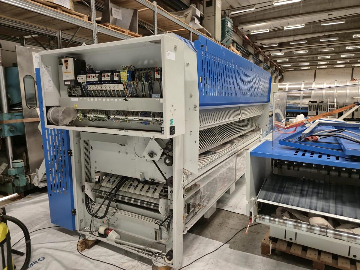 Used 2011 Electrolux Ironing Line C-Flex GAS 1x1200x3300 with Jensen Classic 3300mm 1-2 lanes