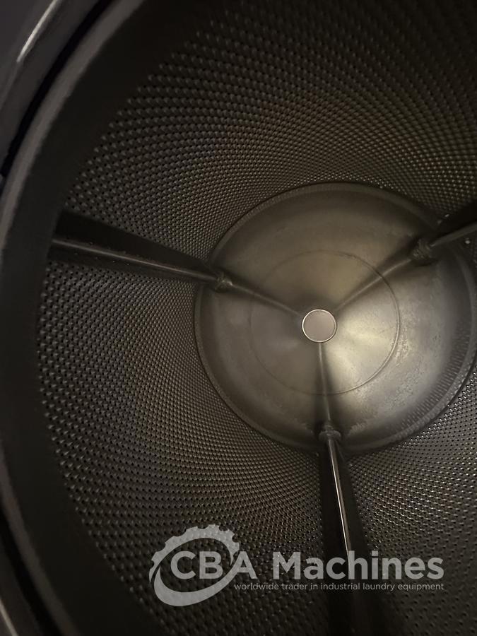 Used 2018 Washer Extractor Grandimpianti 13,5kg GWH135E