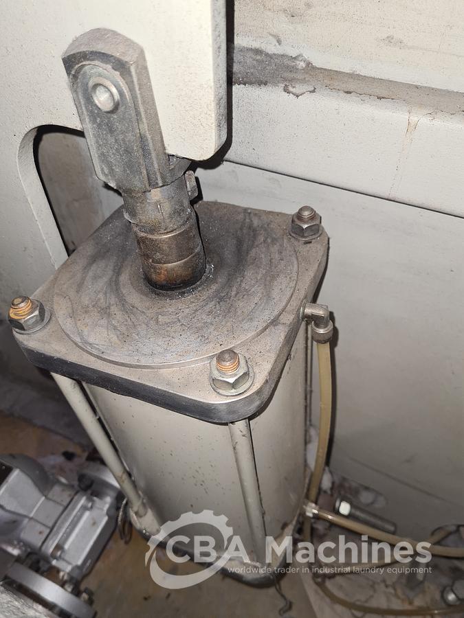 Used Ironing line Kannegiesser 2 roll 1200 x 3000mm steam year 2005/1997