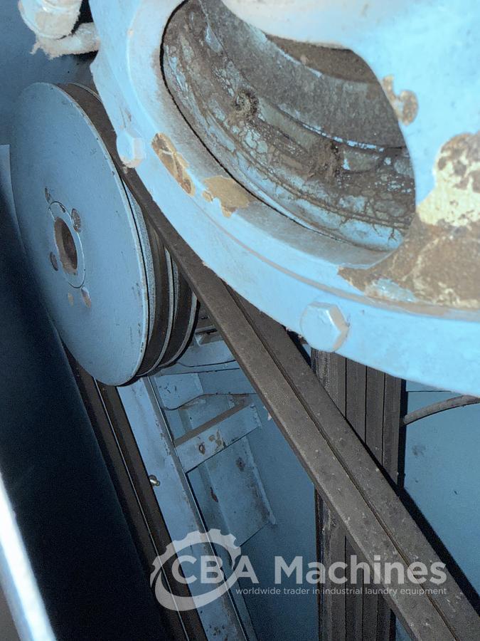 Used 2009 Washer Extractor Unica 200kg - 3 chambers