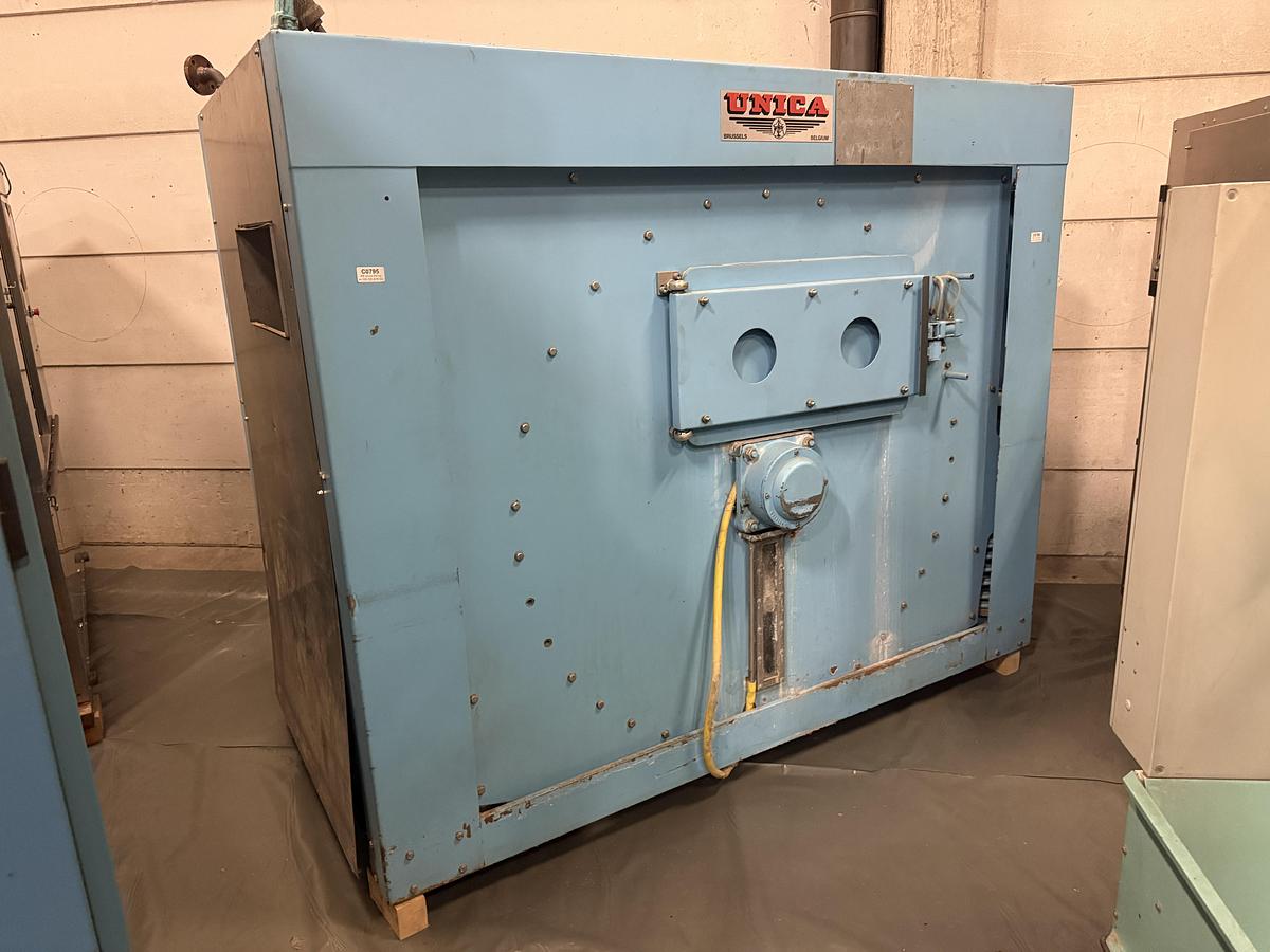 Used 2009 Washer Extractor Unica 200kg - 3 chambers