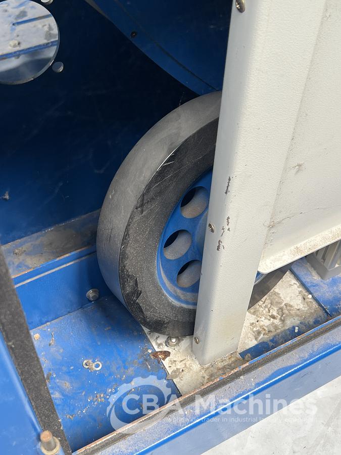 Used 2010 Dryer Black & White Trockner DT 60 G FOR PARTS (763)