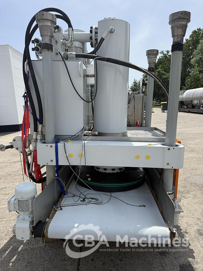 Used 2008 Extraction Press Kannegiesser 10-50-40 (925)