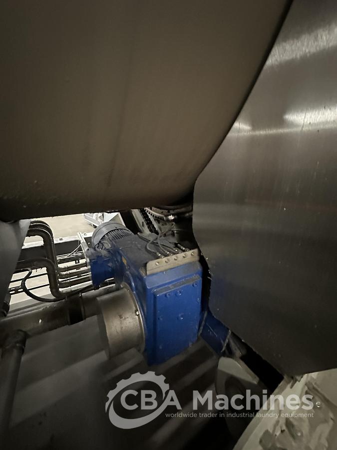 Used 2020 Kannegiesser Complete CBW Tunnel System PT 13x60 + Press PP10-60-40 + Shuttle + 3x DII-60 GAS + Step Conveyor + Lint Filter + Conveyors