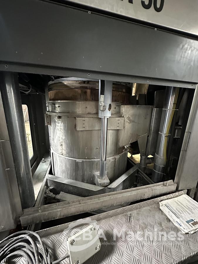 Used 2009 Girbau CBW System 12x50 with press + 100kg dryer