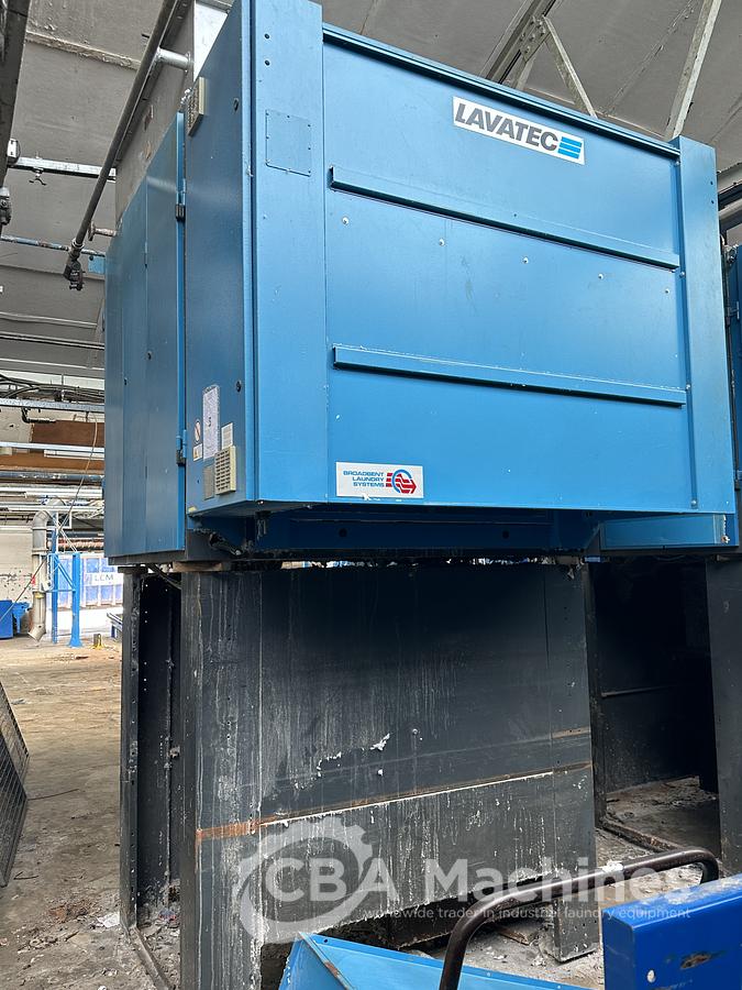 Used 2004 Dryer Lavatec TT745D - 100kg ( 705 )