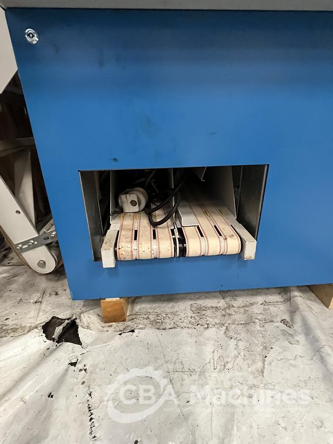 Used 2005 Jensen / Lapauw Ironing Line 2x1200x4000mm Steam for Small Pieces