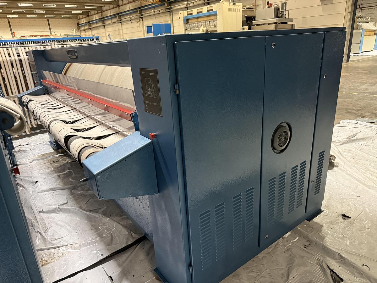 Used 1993 Ironer Lapauw DUO 2x1200x3300 Steam (914)