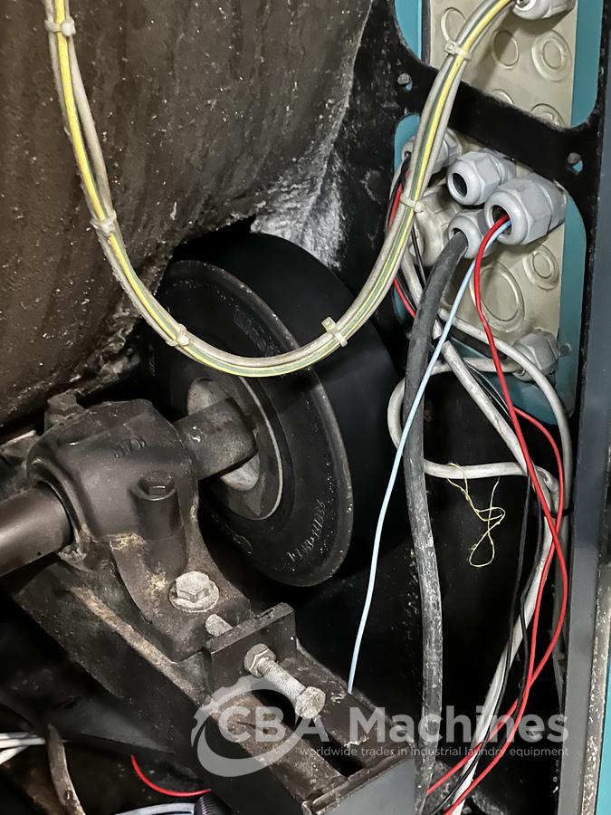 Used 1999 Dryer Lavatec TT733 D Steam 50kg (854)