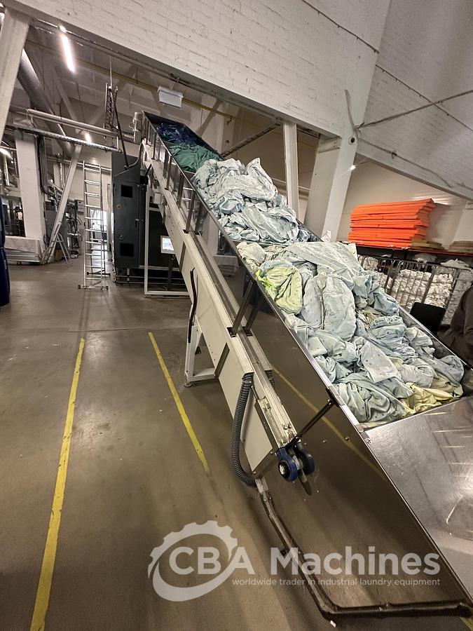 Used 2020 Kannegiesser Complete CBW Tunnel System PT 13x60 + Press PP10-60-40 + Shuttle + 3x DII-60 GAS + Step Conveyor + Lint Filter + Conveyors