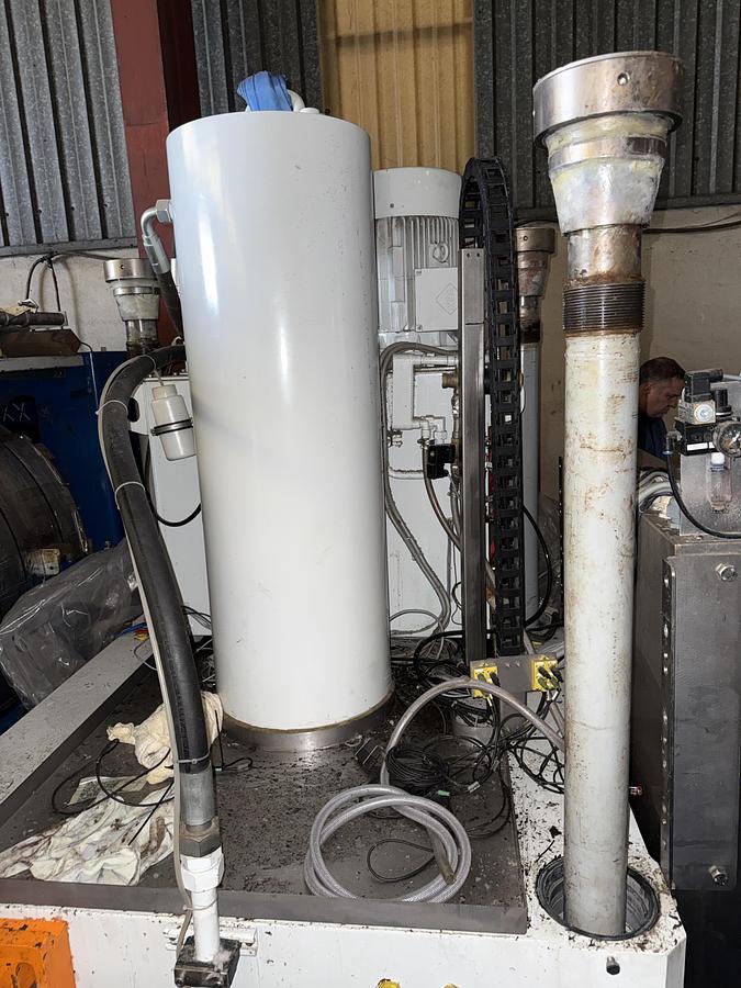 Used 2008 Extraction Press Kannegiesser 10-50-40