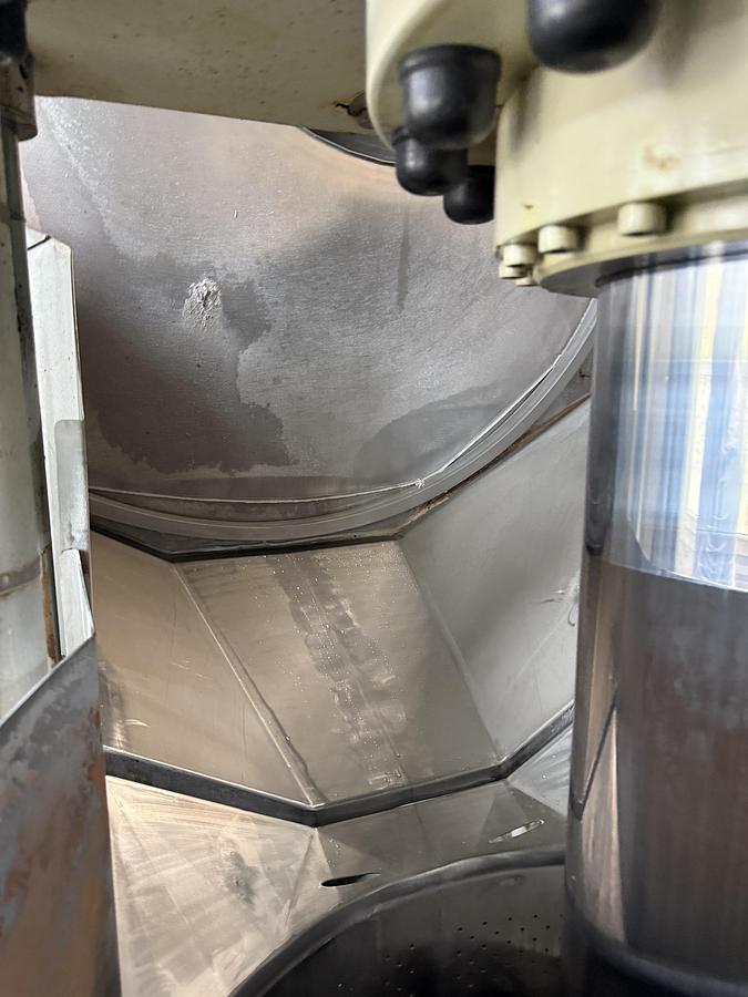Used 2007 Kannegiesser Press PP 10-50-40 AT-LI