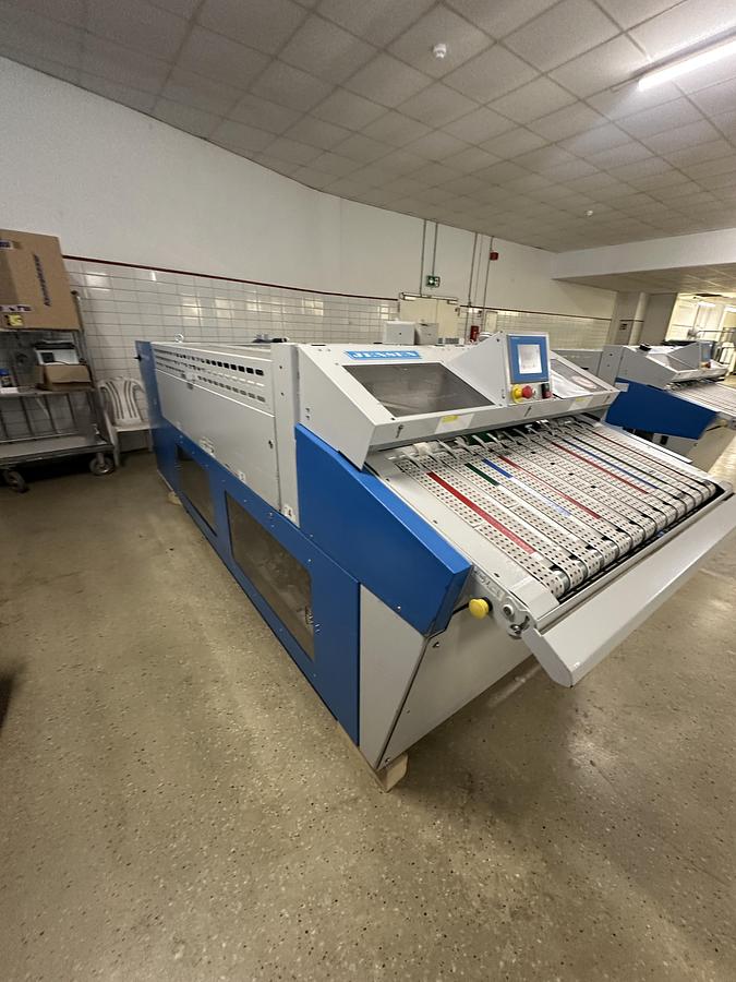 Used 2016 Towel Folder Jensen Jenfold Tematic Pro RH Twin