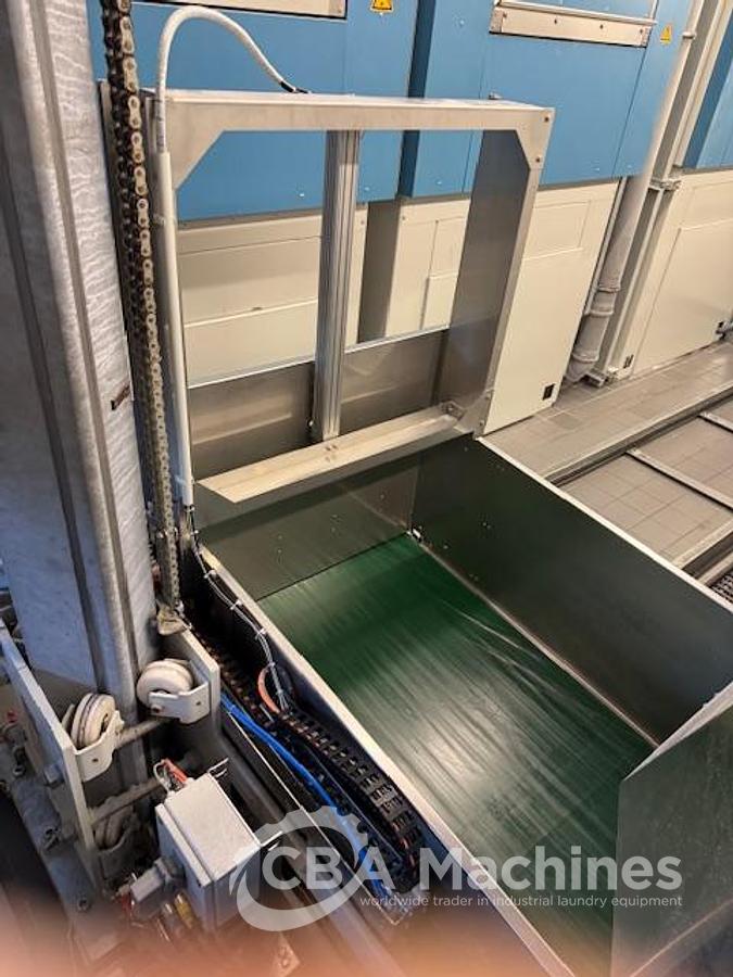 Used 2008 Kannegiesser CBW System 8x36kg PowerTrans BT + centrifuge + 3x DT40 GAS + Shuttle