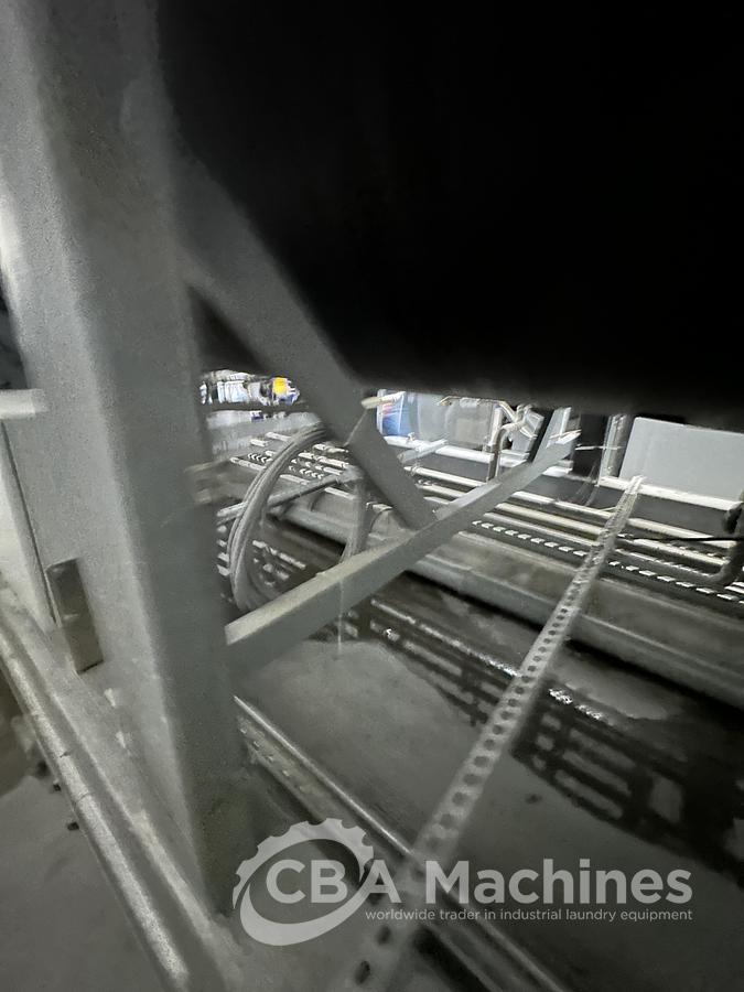 Used 2020 Kannegiesser Complete CBW Tunnel System PT 13x60 + Press PP10-60-40 + Shuttle + 3x DII-60 GAS + Step Conveyor + Lint Filter + Conveyors