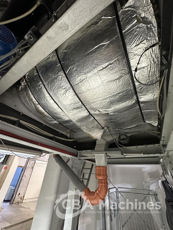 Used 2009 Girbau CBW System 12x50 with press + 100kg dryer