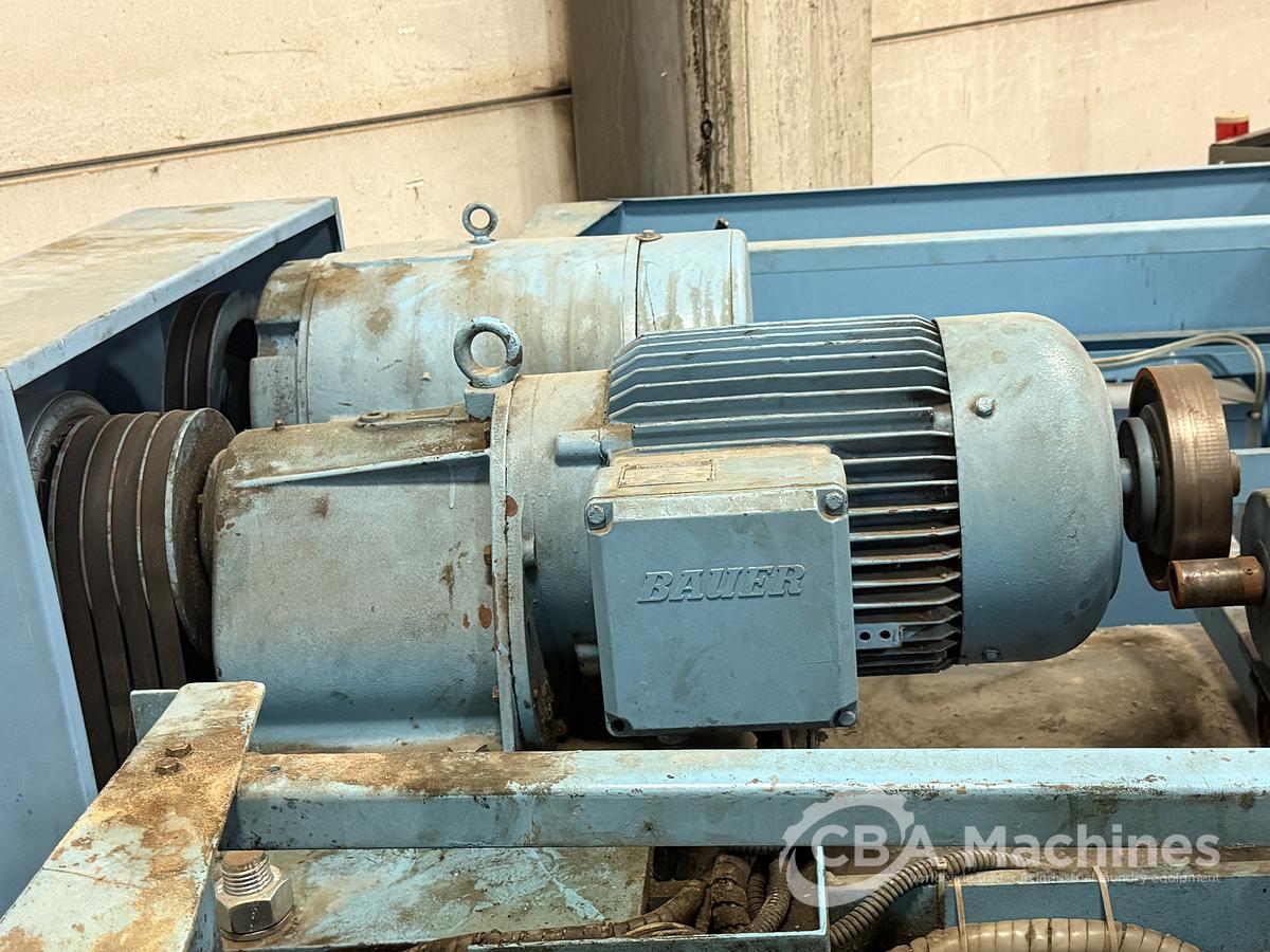 Used 2009 Washer Extractor Unica 200kg - 3 chambers