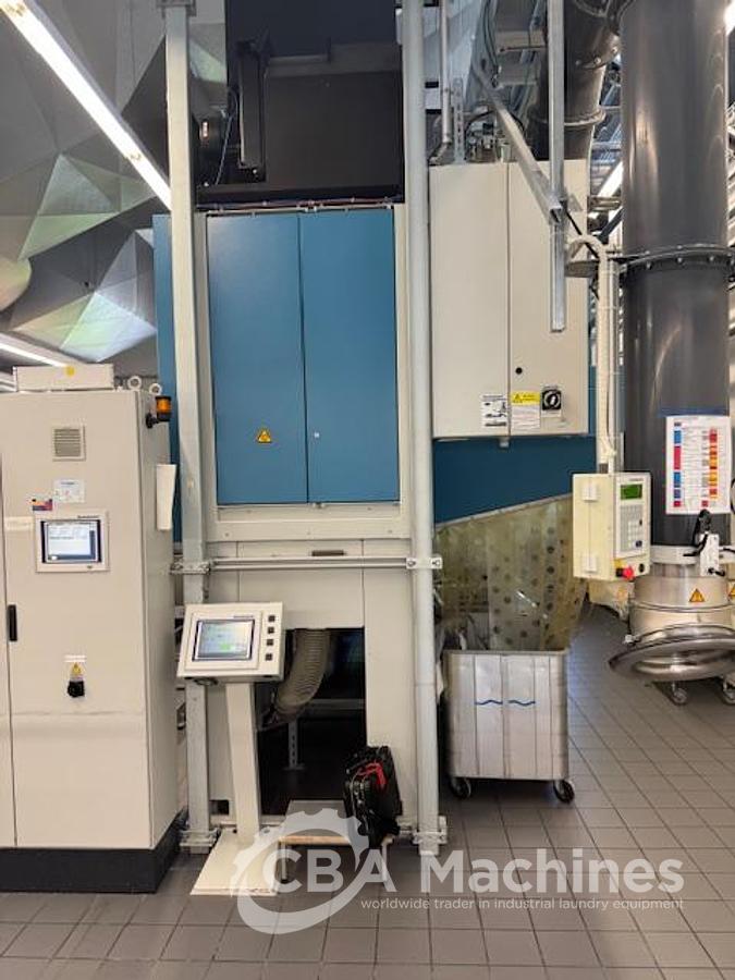 Used 2008 Kannegiesser CBW System 8x36kg PowerTrans BT + centrifuge + 3x DT40 GAS + Shuttle