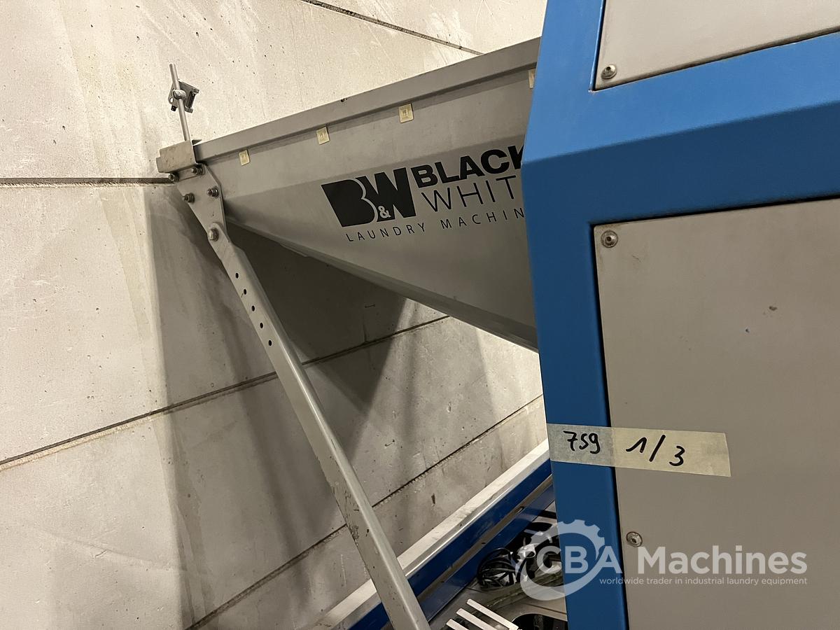 Usato TRANSFERON 13x50kg SISTEMA COMPLETO TUNNEL ANNO 2010 con Pressa + Navetta + 2 Essiccatoi a gas + 1 Essiccatore per pezzi+ Nastro di carico