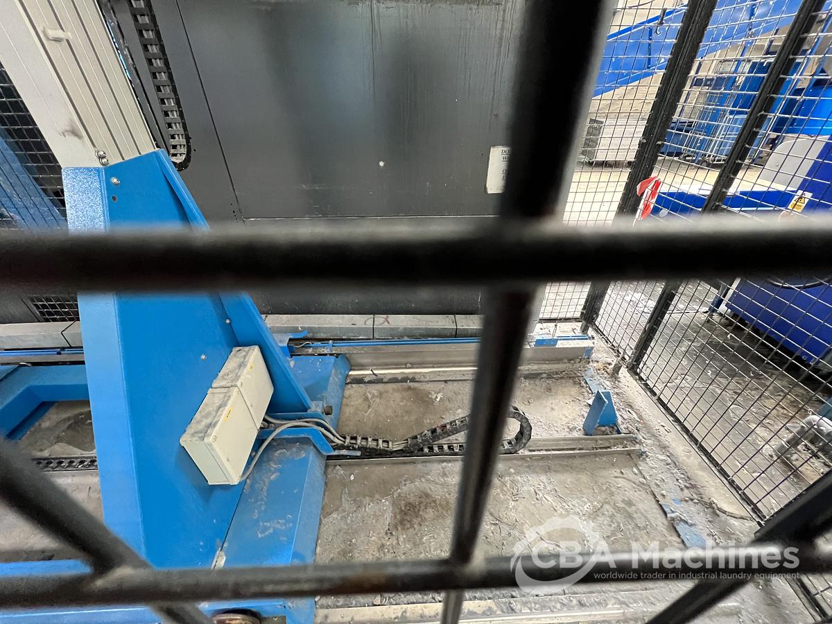 Used 2004 Dryer Lavatec TT745D - 100kg ( 705 )