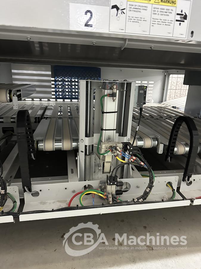 Used 2018 Towel folder Jensen Alpha T5 (857)