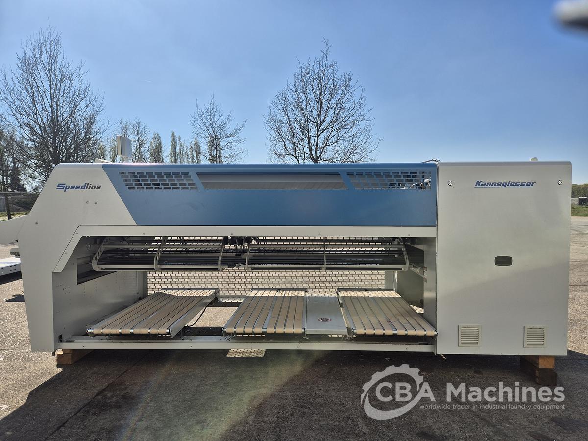 Used 2015 Kannegiesser Towel Folder XFM Vario 20-D-RH (856)