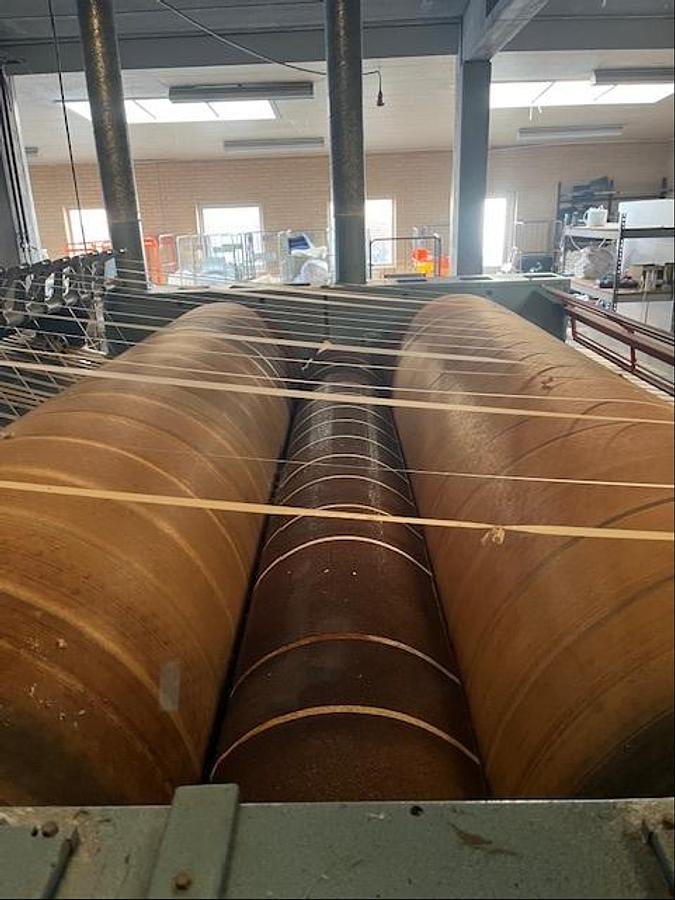 Used 1985 Lapauw 2 roll 900 x 3300mm steam