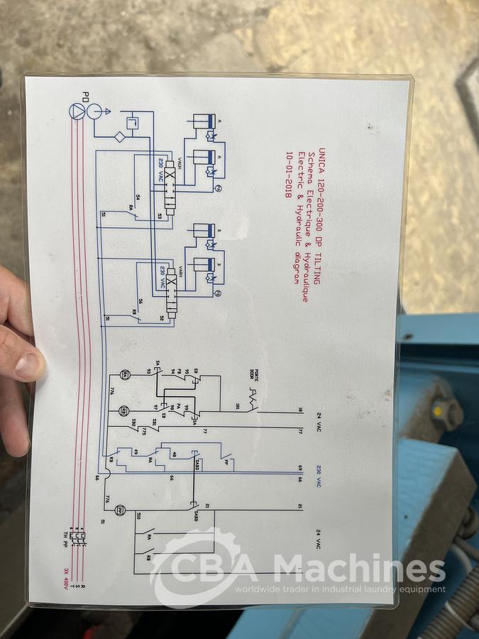 Used 2018 Unica 120kg Washer Extractor Open Pocket