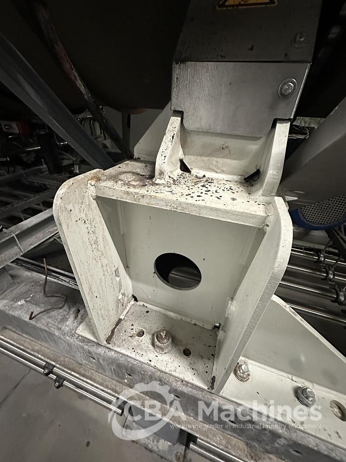 Used 2020 Kannegiesser Complete CBW Tunnel System PT 13x60 + Press PP10-60-40 + Shuttle + 3x DII-60 GAS + Step Conveyor + Lint Filter + Conveyors