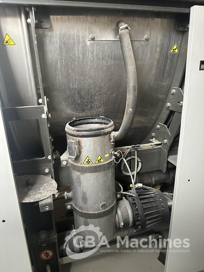 Used 2009 Girbau CBW System 12x50 with press + 100kg dryer