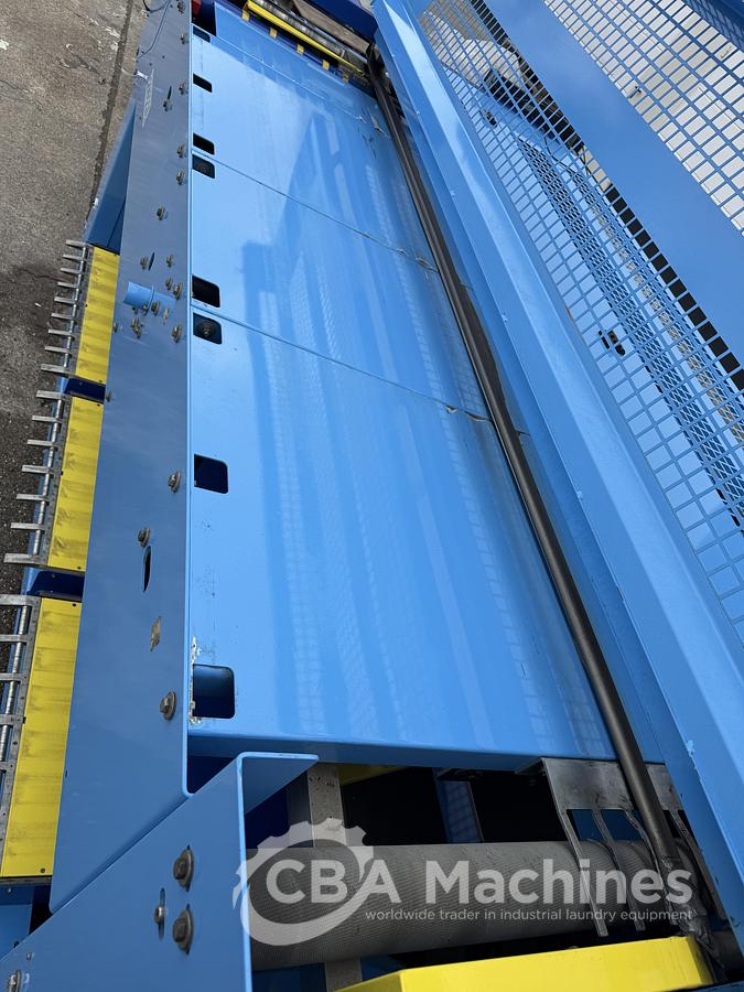 Used 2012 Towel Folder Pizzardi Axia