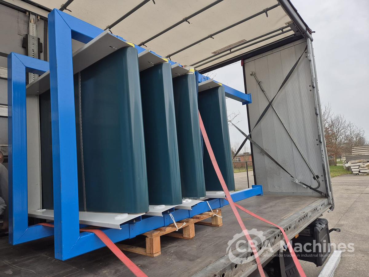 Used 2011 Siler Waiting conveyor 4 stages