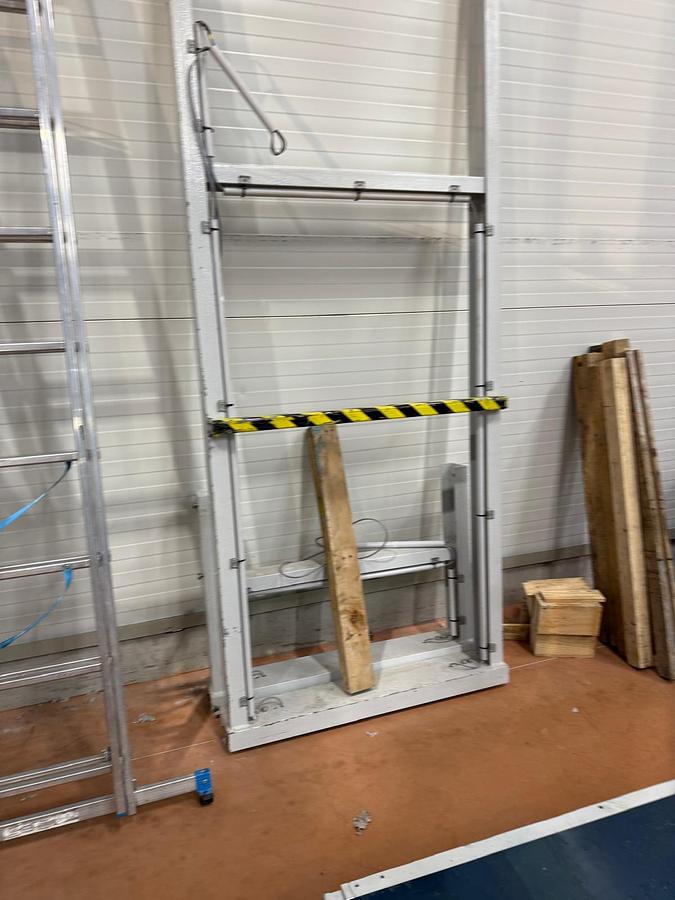 Used 2021 Prause Step Conveyor 4x50kg