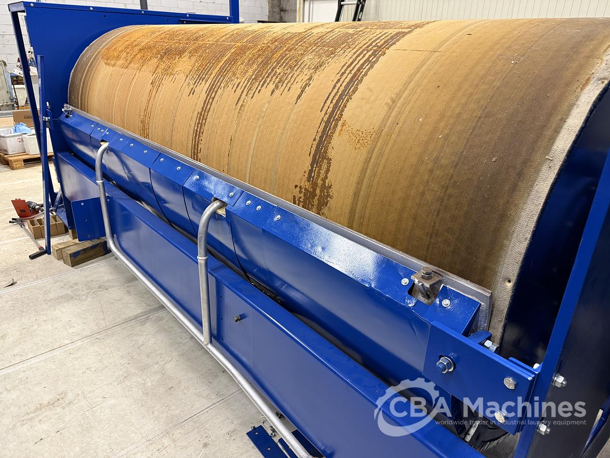 Used 1989 Ironer Lapauw 2 roll 1200 x 3300mm (429)