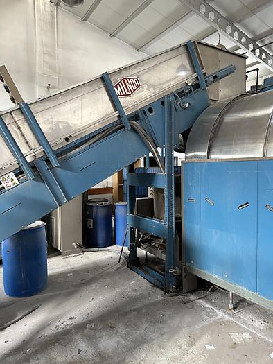 Used Complete Milnor 8 x 50kg CBW tunnel system year 2010 / 2018