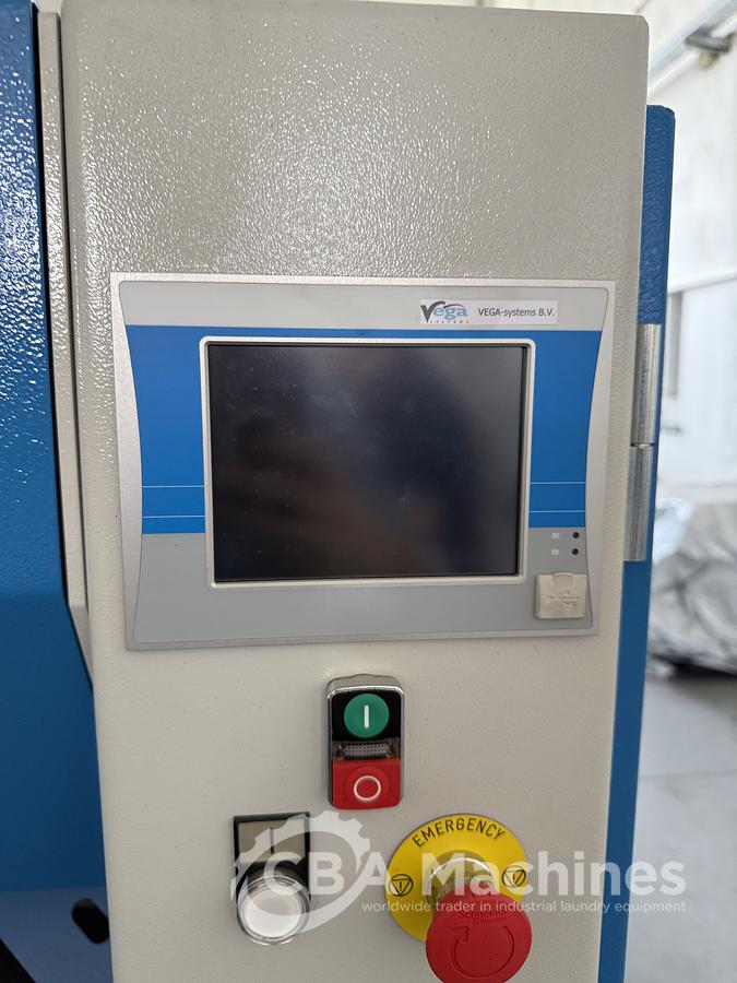 Used 2018 Vega Vegafold 3300mm 3/3-1 (3/2-2) (3-0-3)