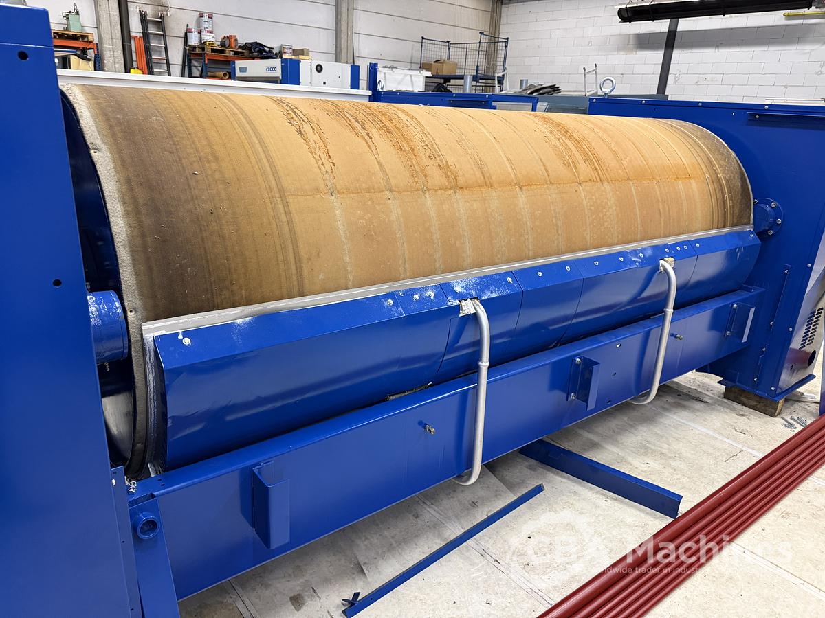 Used 1989 Ironer Lapauw 2 roll 1200 x 3300mm (429)