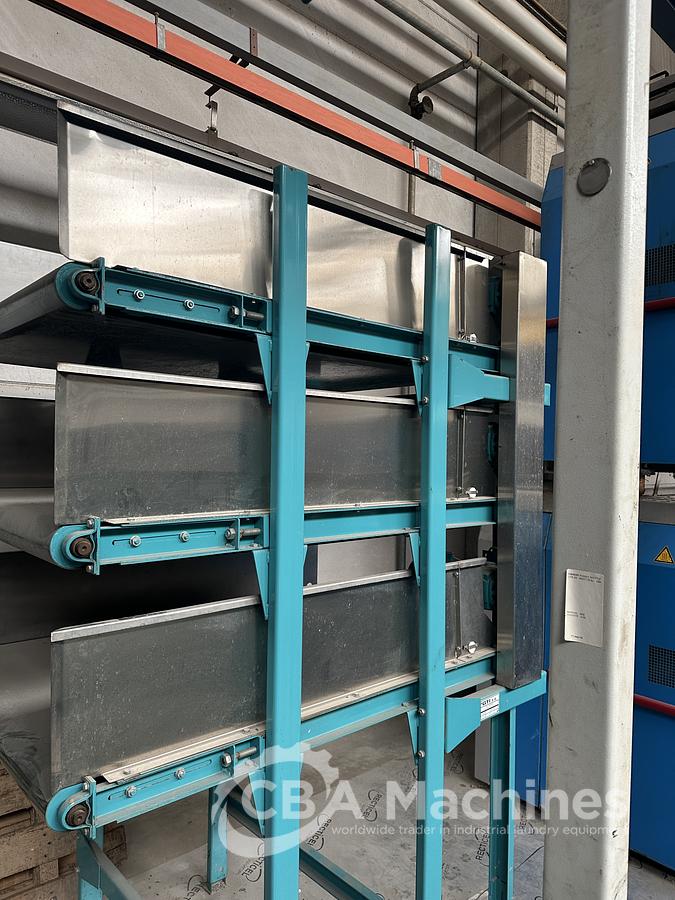 Used 1997 Shuttle Lavatec buffer conveyor( 387 )