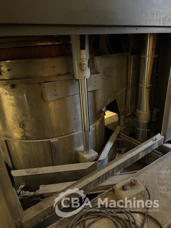 Used 2009 Girbau CBW System 12x50 with press + 1 dryer