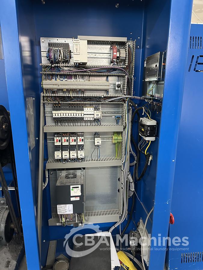 Used 2013 Lapauw small piece ironing line with vacuum table 1 roll 1600 Gas ironer and unifold 