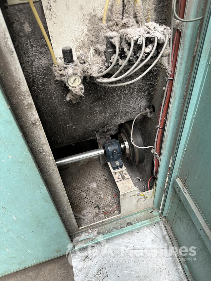 Used 1999 Dryer Passat 258.100 - 100kg (703)