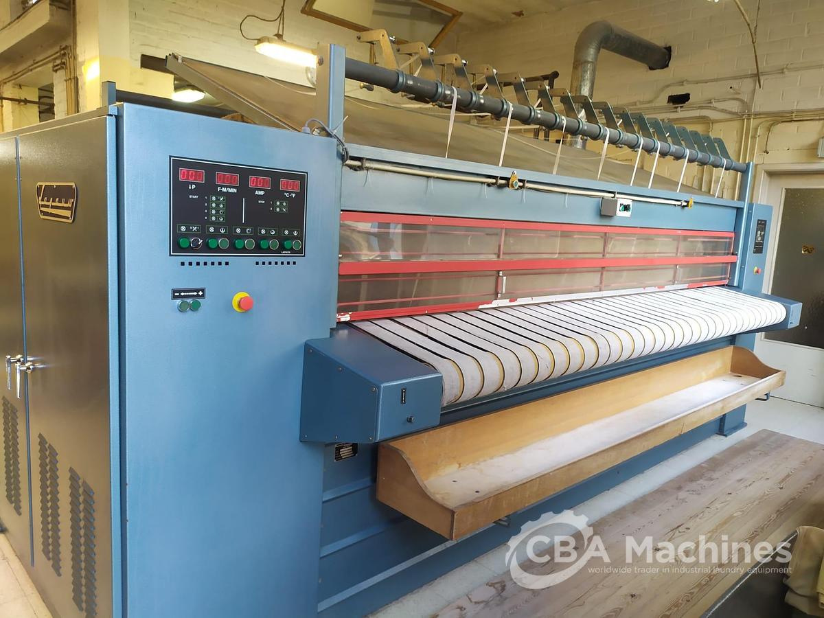 Used 1988 Lapauw 1 roll 1200 x 3300mm STEAM