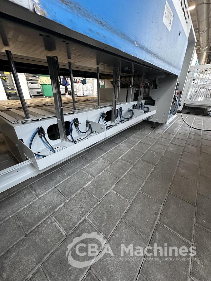 Used 2005 Jensen Butterfly Towel Folder