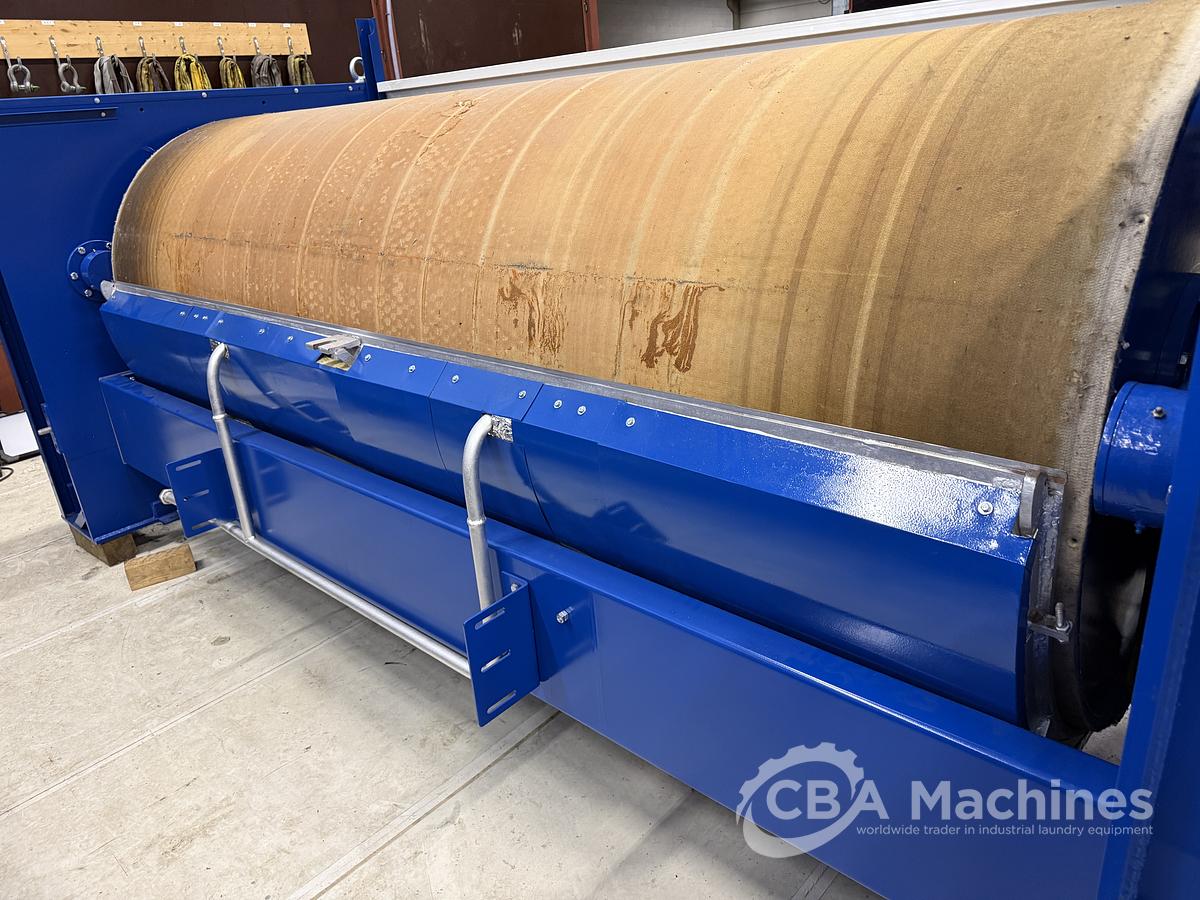 Used 1989 Ironer Lapauw 2 roll 1200 x 3300mm (429)