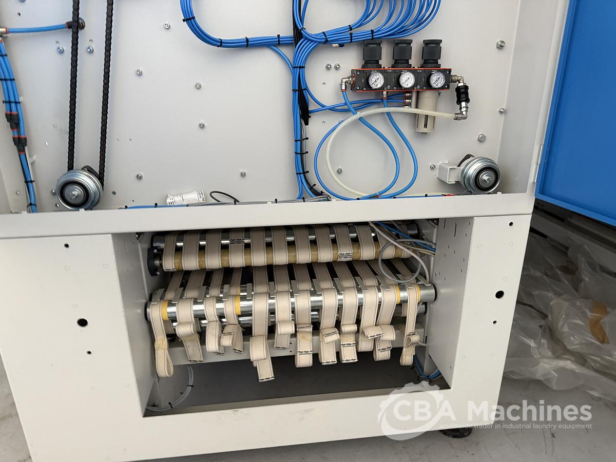 Used 2018 Vega Vegafold 3300mm 3/3-1 (3/2-2) (3-0-3)
