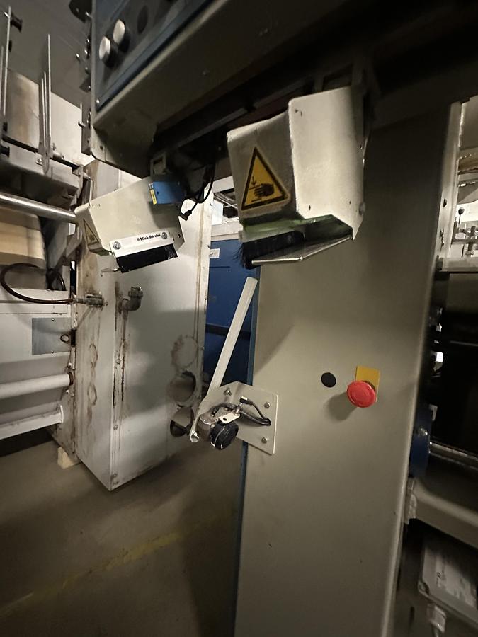 Used 2011 / 2005 Kannegiesser Ironing Line GAS 1x2000x3500mm: EMD - HPMG- RFM