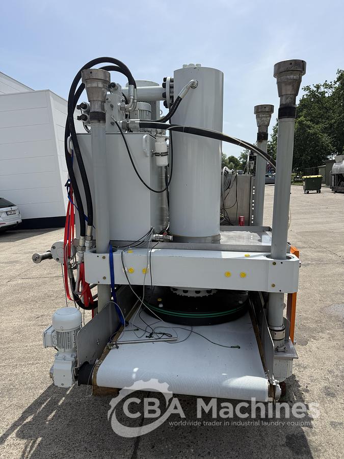 Used 2008 Extraction Press Kannegiesser 10-50-40 (925)